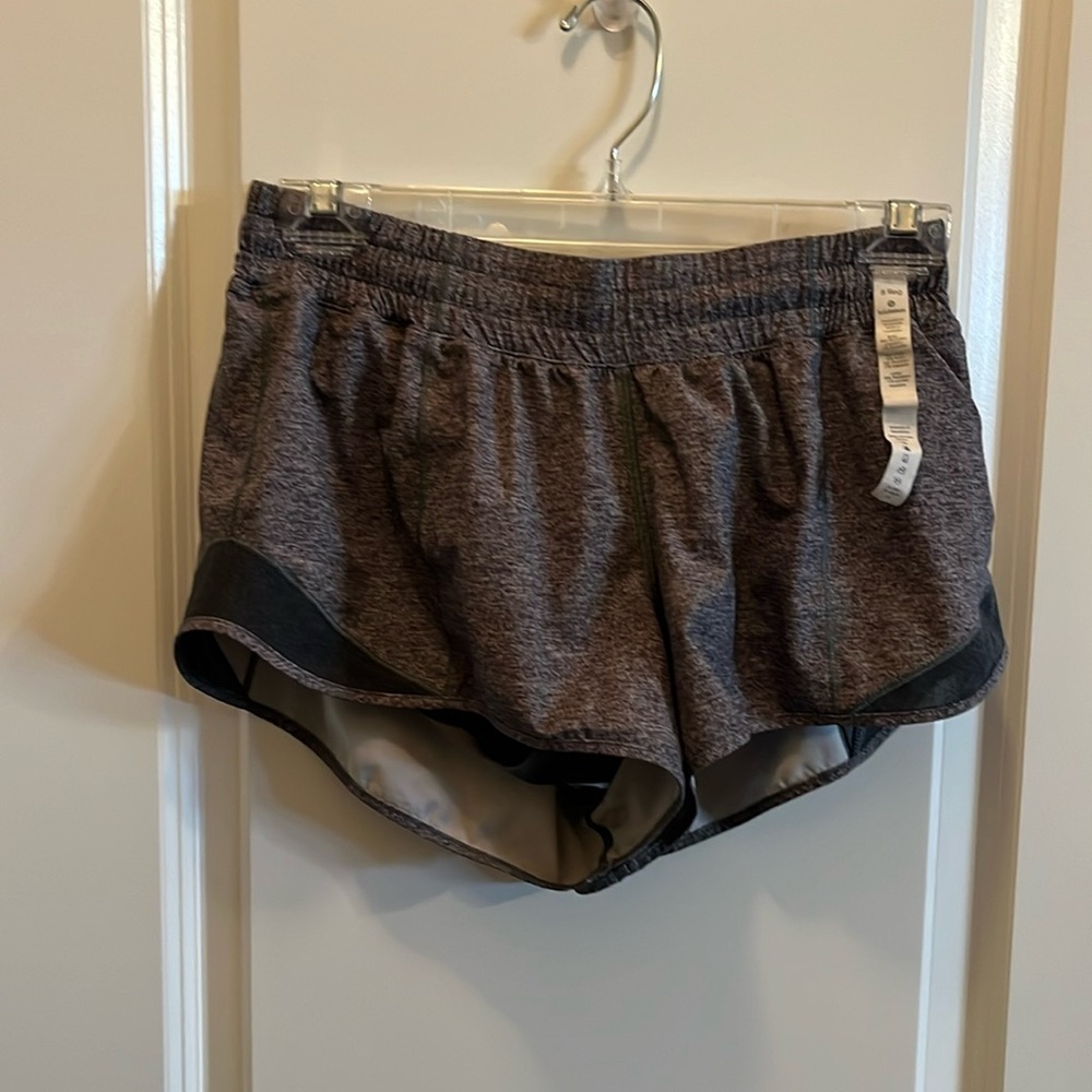 Lululemon Hotty Hot shorts